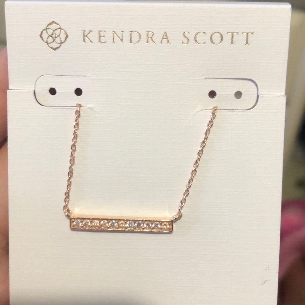New Kendra Scott bar necklace in rose gold